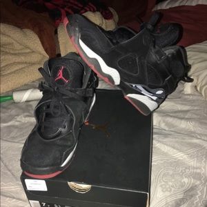 Jordan 8s size 7y